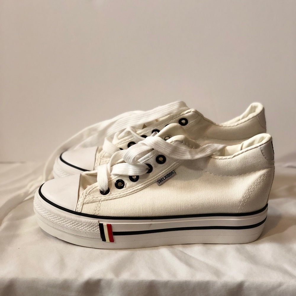 Shelaidon, Platform sneakers size 39